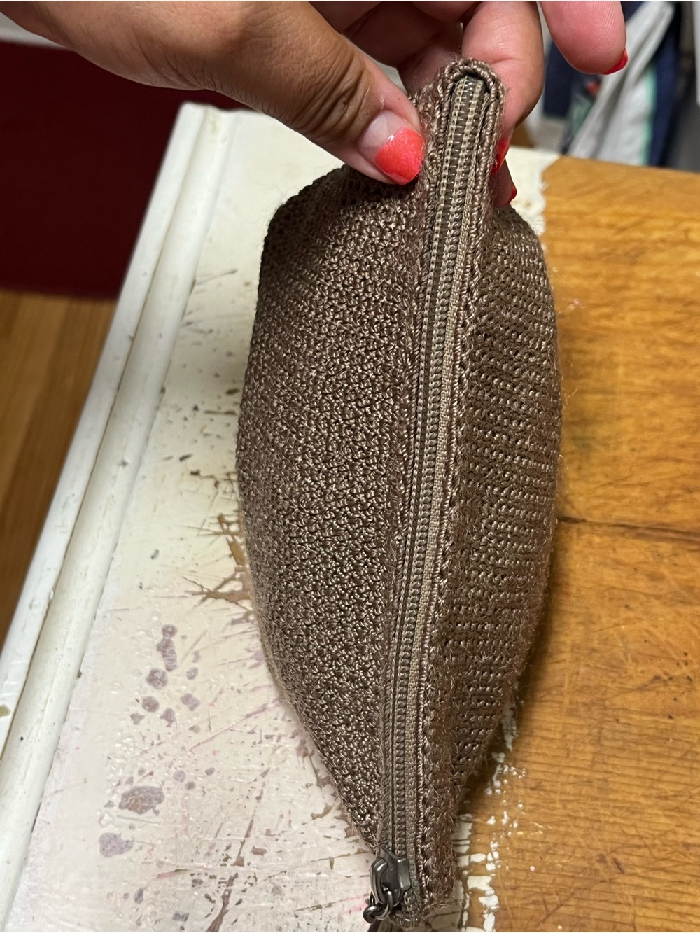 The Sak Crochet Cosmetic Bag Brown Tan Makeup Pouch Small EUC - Picture 4 of 10